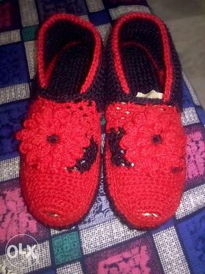 New handmade woolen shoes for weman and girls