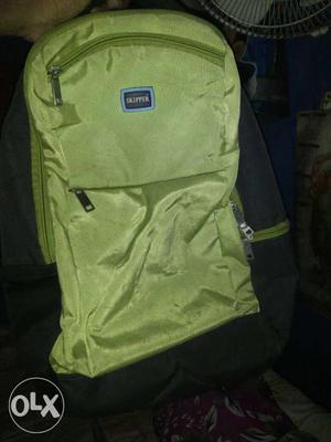 Sell band new skipper bags super OK condition