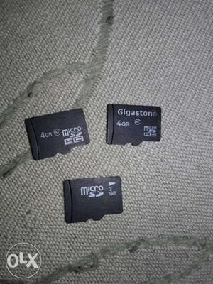 Set of 3 sd card (4gb,4gb,2gb) 1 year used and in