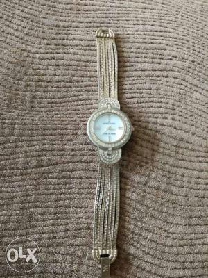 Anna klein watch without battery