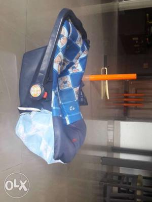 Baby's Black, Blue And White Car Seat Carrier
