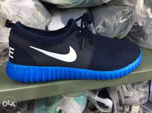 Black And Blue Nike Roshe Run
