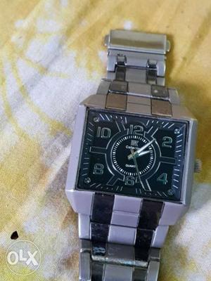 Fancy imported watch selling cheap.battery needs