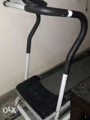 Good condition electronic jogger/ runner/treadmill