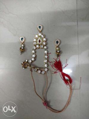 Jewelry set sparingly used