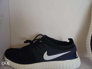 Pair of Nike Shoes