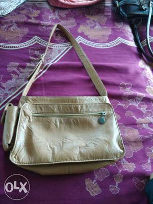 Set of 2 branded purse in very good condition