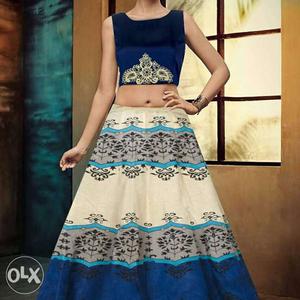 Women's Blue And White Kameez