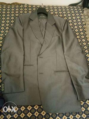 38 size grey color suit with trouser