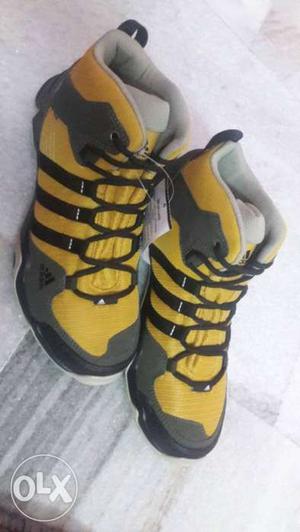 Adidas high ankle trekking shoe size %
