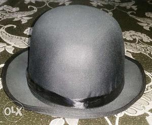 Bolwer Hat