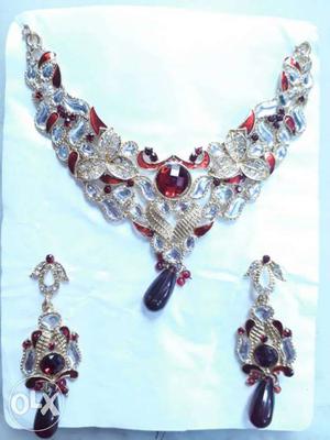 Diamond-and-ruby Bib Necklace With Pendant Earrings Set