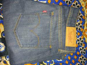 Levis Jean's 30 size slightly negotiable new one