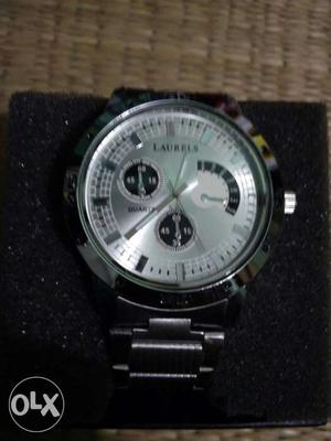 New box piece of Round Silver Lauren Chronograph Watch