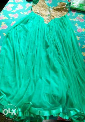 New dress party wear urgent sell