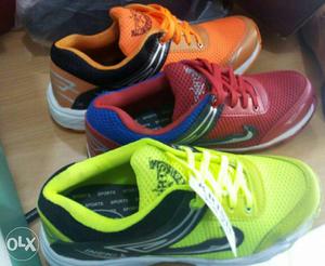 New sports shoes per pair 350 sizes available 7