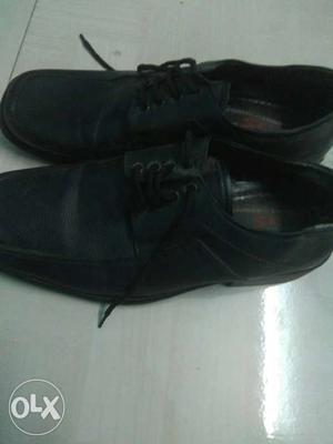 Office shoe black color 8 No. At cheap rate