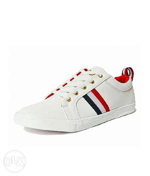 Paire Red, White And Blue Low Top Sneakers
