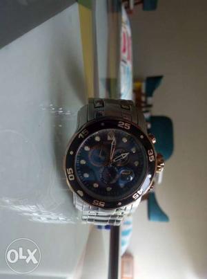 Swiss made watch in excellent condition urgent