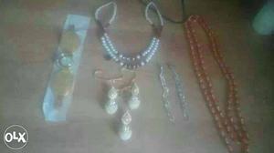 Traditional Jewelry Accessory Set