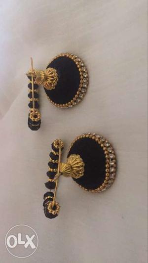 Traditional fancy earings. just only in 100
