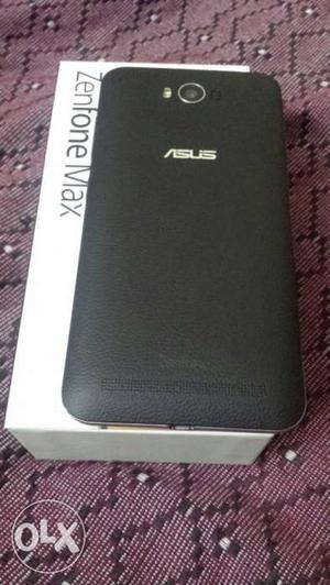 Asus ZenFone max 32gb 2gb ram.dual SIM 4G with