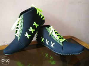 Black-and-green Low Top Sneakers (size 6 to 9)