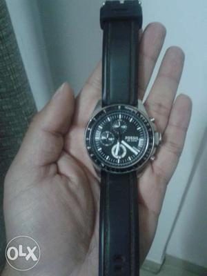 Black fossil mens watch. Worth buying. Price