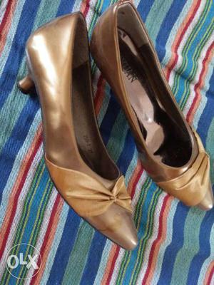 Golden Belly Shoes brand new size 37