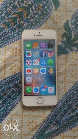 I phone 5s 64gb Good conditions Bill charger