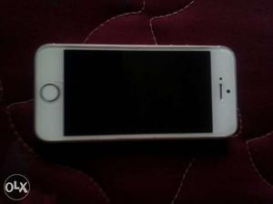 IPhone 5s 16gb memory 1gb ram 1 one day battery