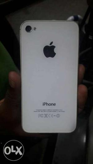 Iphone 4 s 16 gb only phone and charger no problem