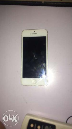Iphone 5 in best condition if interested message
