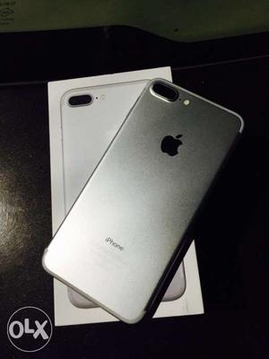 Iphone 7 plus 128 gb with all acc n bill box