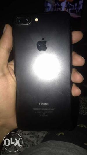 Iphone 7 plus 32GB Under warranty Box and all the