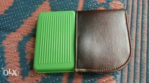 Leather wallet and credit card wallet in mint