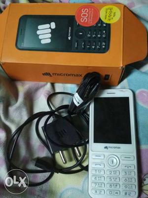Maicromax phone 1manth old