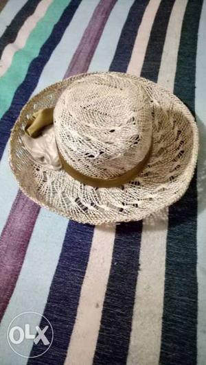 New Straw and Felt hats each for Rs 900