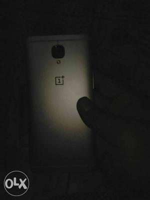 Oneplus 3t 64gb with 6gb ram mint condition