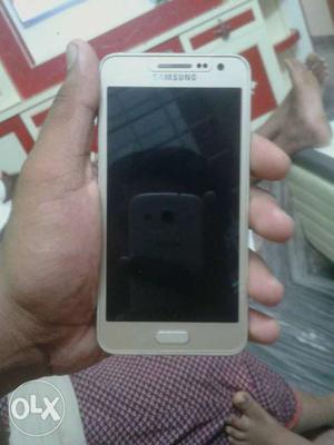 Samsung a3 noo scrach perfect phone no box no