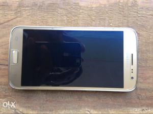 Samsung j2 pro only 11 months use good condition