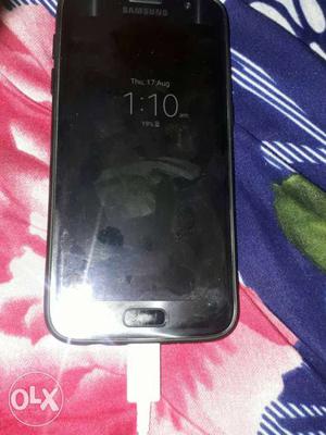 Sell my s7 32 gb camra not workin with box