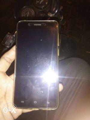 Urgent sale vivo  one month use One hand use