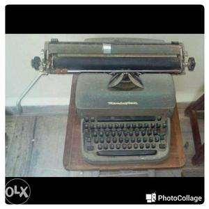 Antique Remington typewriter..