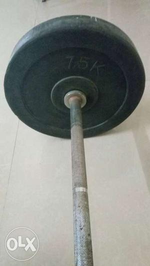 Black 25 kg Weight Plate for bench press or lifting on