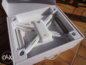 Brand new MI drone with 4k camera. will be