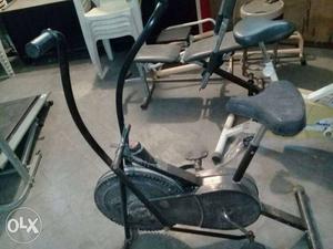 Gray And Black 2-in-1 Cardio Dual Trainer