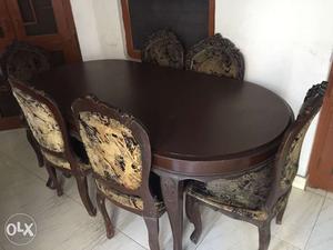 Italian Dinning table including 6 chairs for sale