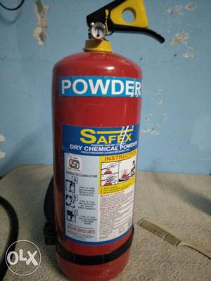 New fire extinguisher ABC type CAPICITY 4kg