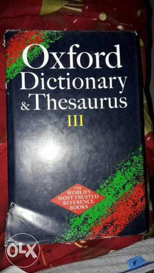 Oxford Dictionary & Thesaurus 3 Book